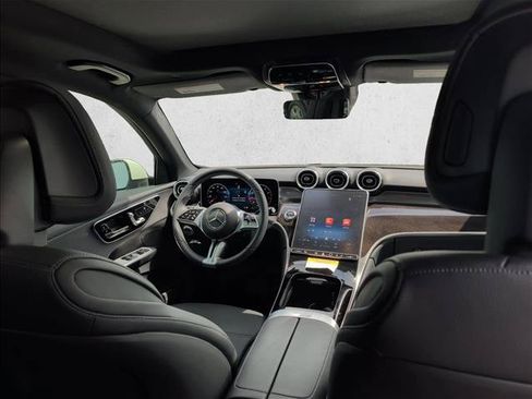 Certified 2026 Mercedes-Benz GLC 300 4MATIC image 26