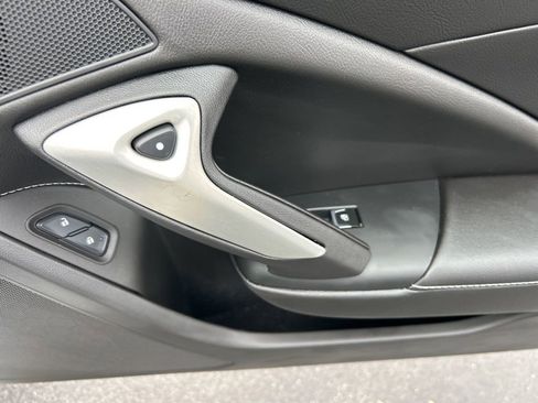 Used 2015 Chevrolet Corvette Stingray Z51 w/ 2LT Preferred Equipment Group image 32