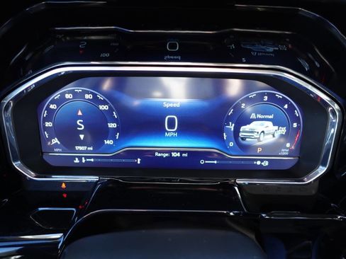 Used 2024 Chevrolet Silverado 1500 RST w/ Protection Package image 45