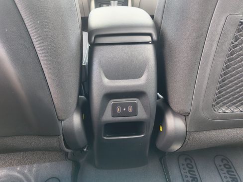 New 2026 Hyundai Venue SEL FWD image 14