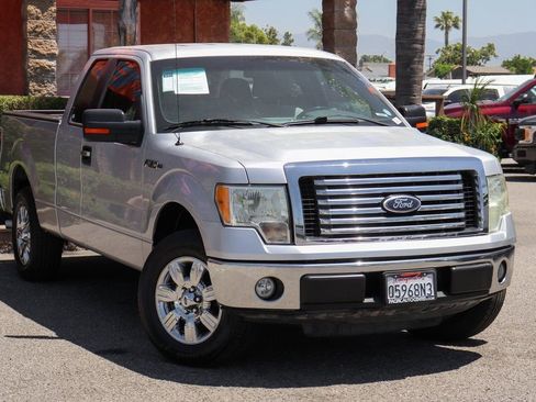 Used 2010 Ford F150 XLT image 2