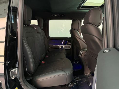 Used 2023 Mercedes-Benz G 550 image 25