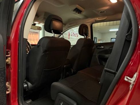 Used 2018 Dodge Journey SE w/ Popular Equipment Group FWD image 10