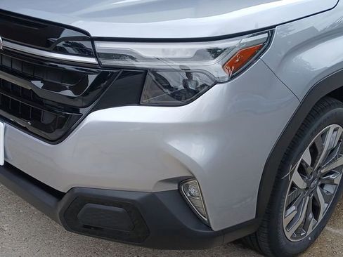 Certified 2025 Subaru Forester Touring AWD/4WD image 31