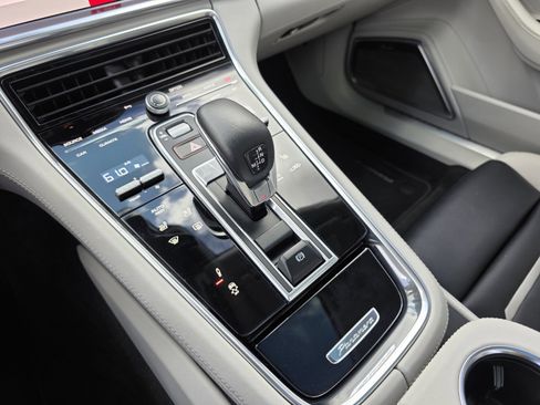 Used 2021 Porsche Panamera Turbo S image 22