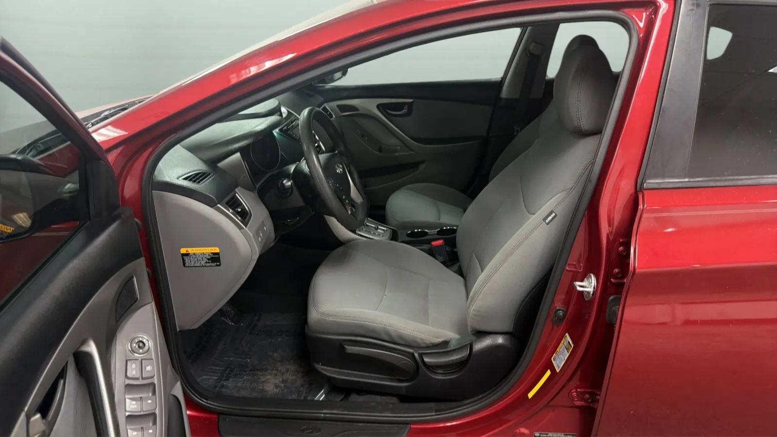 Used 2013 Hyundai Elantra GLS w/ Preferred Pkg FWD image 19