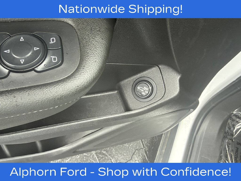 Used 2024 GMC Terrain SLT AWD/4WD image 18