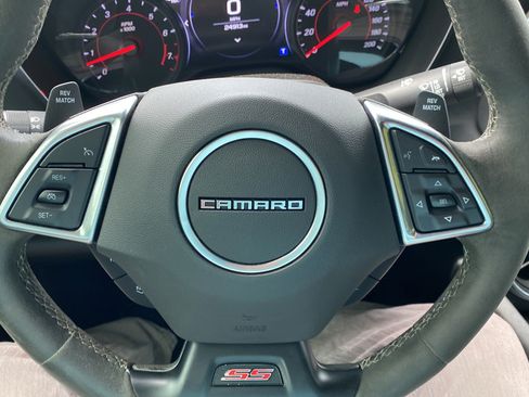 Used 2019 Chevrolet Camaro SS RWD image 16