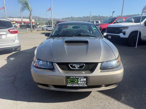 Used 2001 Ford Mustang GT image 2