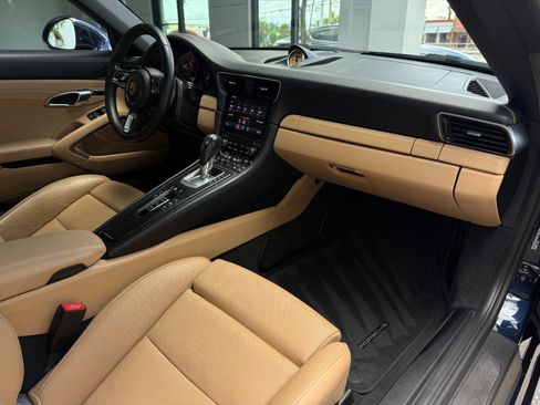 Used 2019 Porsche 911 Carrera S RWD image 30