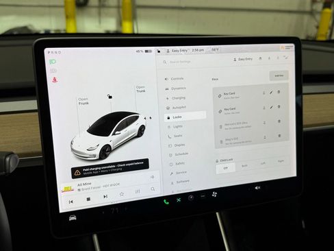 Used 2020 Tesla Model 3 Standard Range Plus image 31