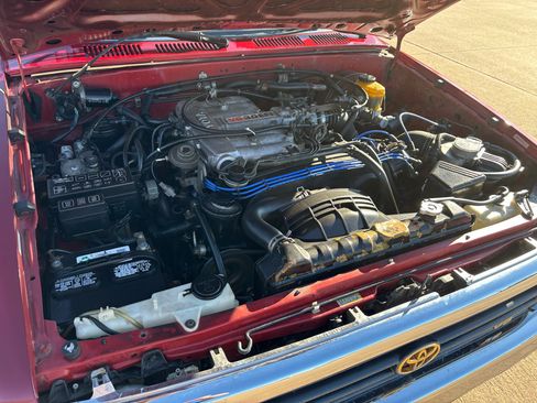 Used 1995 Toyota 4Runner SR5 image 23