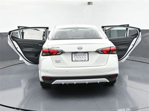 New 2025 Nissan Versa SV w/ Trunk Package image 46