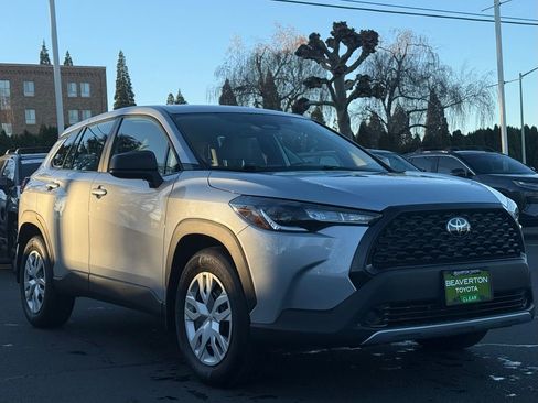 Certified 2025 Toyota Corolla Cross L image 7