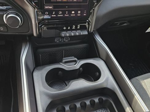New 2026 RAM 1500 2WD Crew Cab image 18