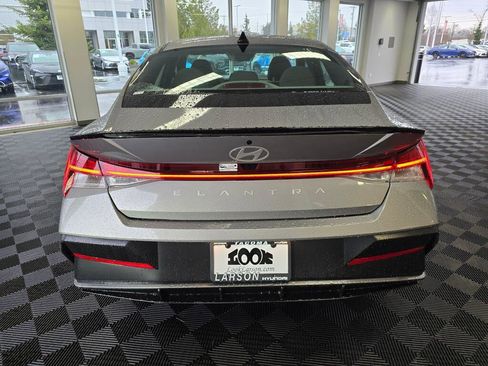 New 2026 Hyundai Elantra SEL Sport image 5