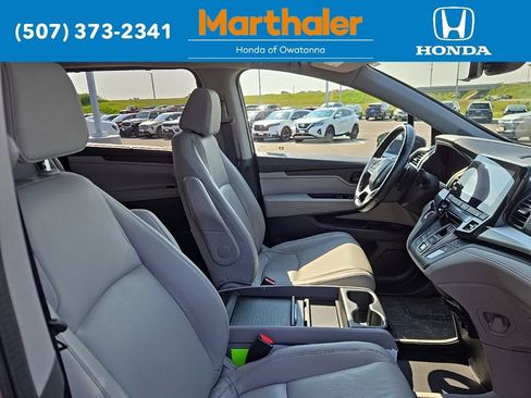 Used 2022 Honda Odyssey EX-L image 19