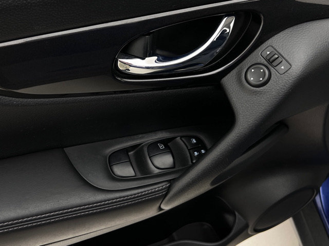 Used 2018 Nissan Rogue SV FWD image 21