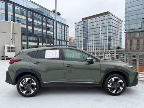 Used 2024 Subaru Crosstrek 2.5i Limited w/ Popular Package #3A AWD/4WD image 8