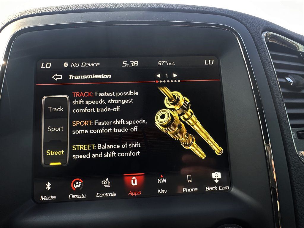 Used 2018 Dodge Durango SRT w/ Technology Group AWD/4WD image 23