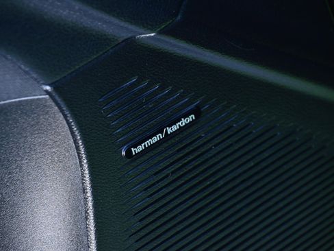 Used 2023 Dodge Challenger R/T Scat Pack w/ Shaker Package image 22