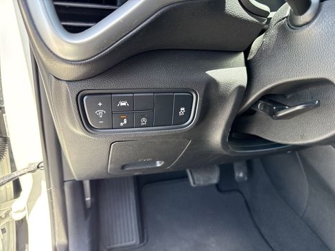 Used 2022 Kia Soul LX w/ Technology Package FWD image 15