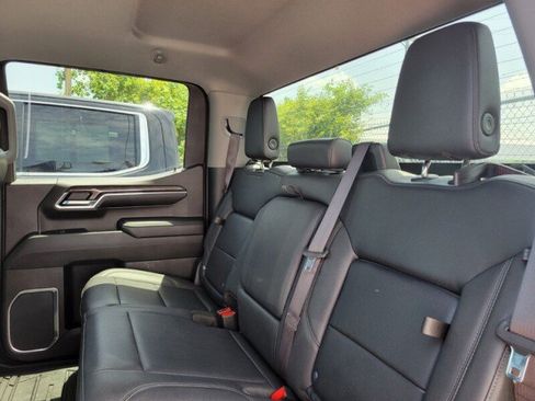Used 2023 Chevrolet Silverado 1500 LTZ w/ Z71 Off-Road Package AWD/4WD image 25