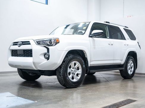 Certified 2024 Toyota 4Runner SR5 image 3