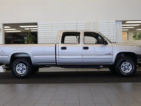 Used 2007 Chevrolet Silverado 2500 LT w/ Heavy-Duty Power Package AWD/4WD image 5