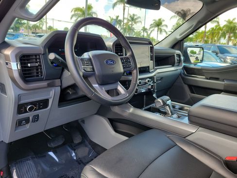 Used 2025 Ford F150 Lightning XLT AWD/4WD image 13