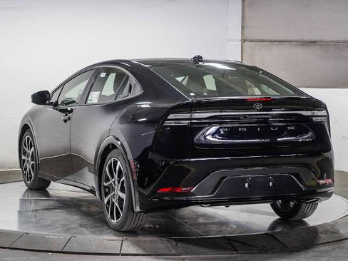 New 2026 Toyota Prius Plug-In Hybrid image 6