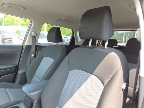 Used 2022 Kia Soul LX FWD image 10