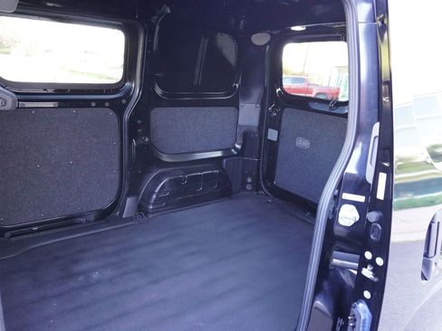 Used 2015 Nissan NV200 SV w/ Technology Package image 12