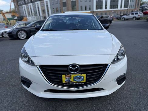 Used 2015 MAZDA MAZDA3 i SV image 2