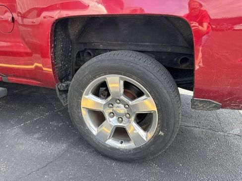 Used 2018 Chevrolet Silverado 1500 LT w/ True North Edition AWD/4WD image 13