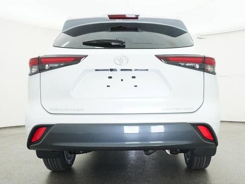 New 2026 Toyota Highlander Limited AWD/4WD image 23