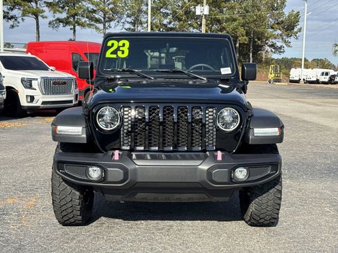 Used 2023 Jeep Wrangler Unlimited w/ 8.4" Radio Group image 3