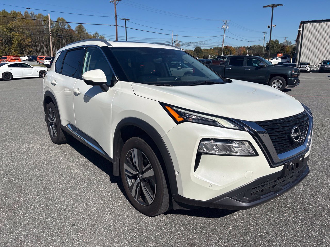 Used 2023 Nissan Rogue SL w/ SL Premium Package AWD/4WD image 11