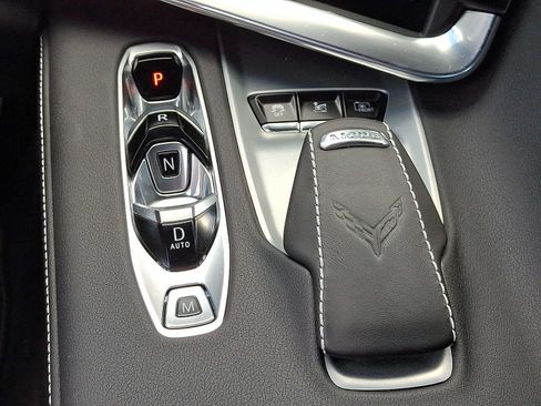 Used 2020 Chevrolet Corvette Stingray Preferred Cpe w/ 2LT Preferred Equipment Group RWD image 15