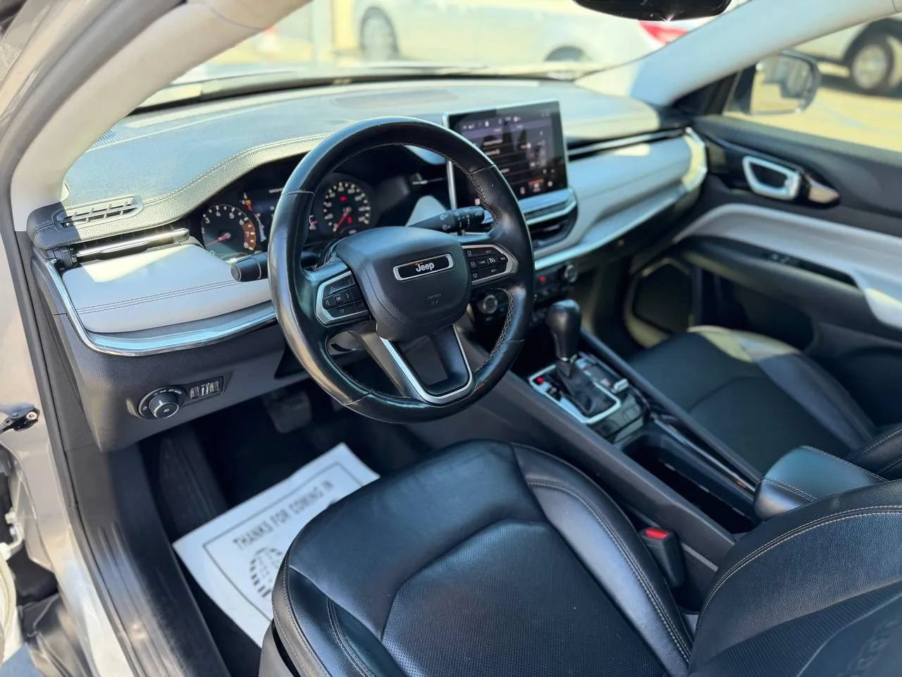 Used 2022 Jeep Compass Limited AWD/4WD image 23