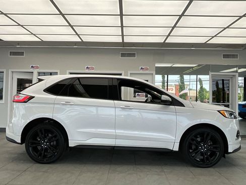 Used 2019 Ford Edge ST w/ Equipment Group 401A AWD/4WD image 4