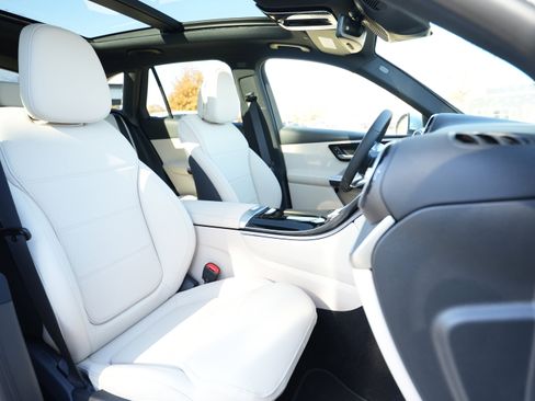 New 2026 Mercedes-Benz GLC 300 4MATIC image 35