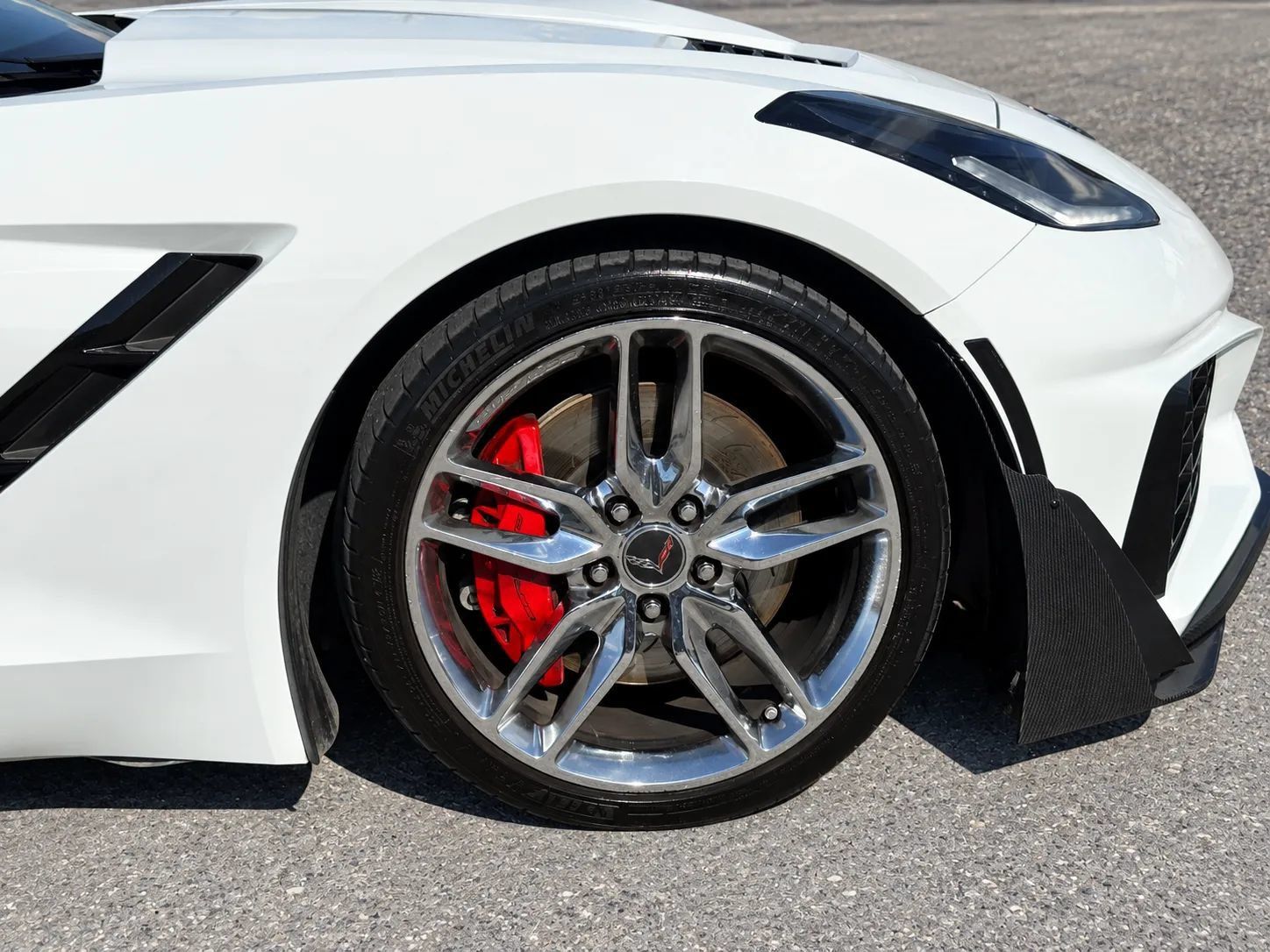 Used 2014 Chevrolet Corvette Stingray Coupe w/ 2LT Preferred Equipment Group RWD image 17