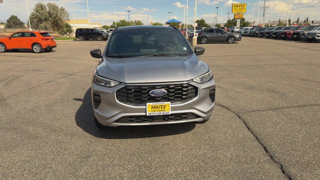 Used 2024 Ford Escape ST-Line w/ Tech Pack #1 AWD/4WD image 3