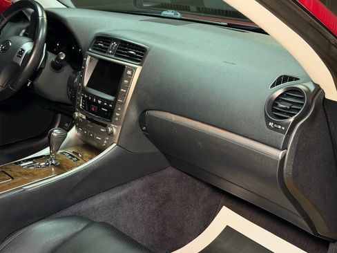 Used 2011 Lexus IS 250C image 43