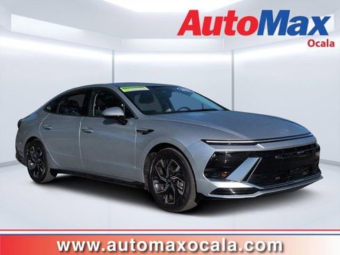 Used 2025 Hyundai Sonata SEL FWD image 1
