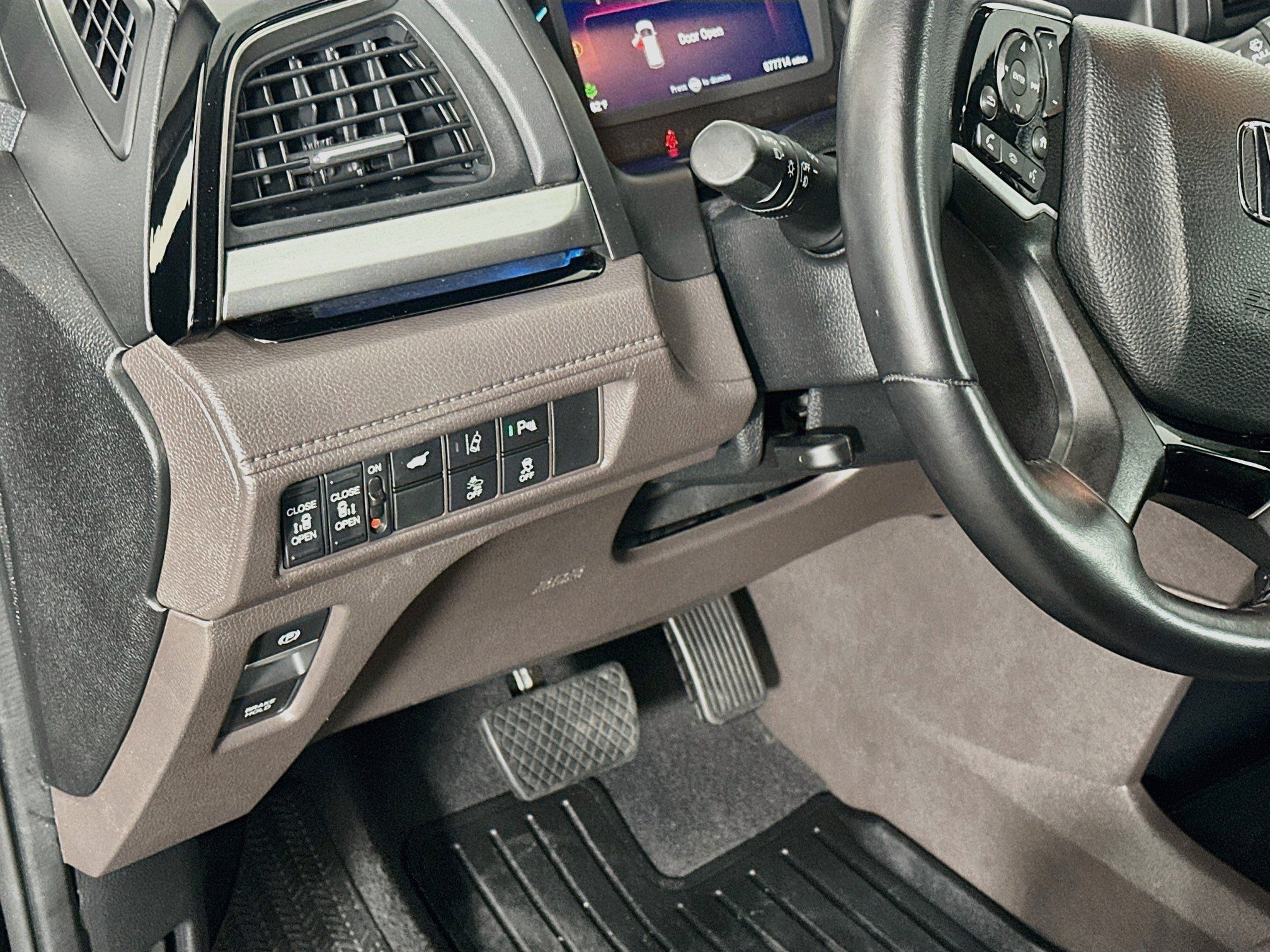 Used 2019 Honda Odyssey Elite image 16