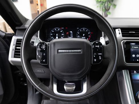 Used 2019 Land Rover Range Rover Sport HST image 16