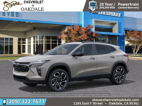 New 2026 Chevrolet Trax RS w/ Sunroof Package FWD image 2