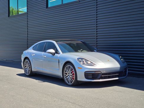 Certified 2021 Porsche Panamera 4S AWD/4WD image 9